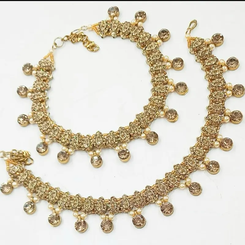 Gold Pair of Anklets P7LCD