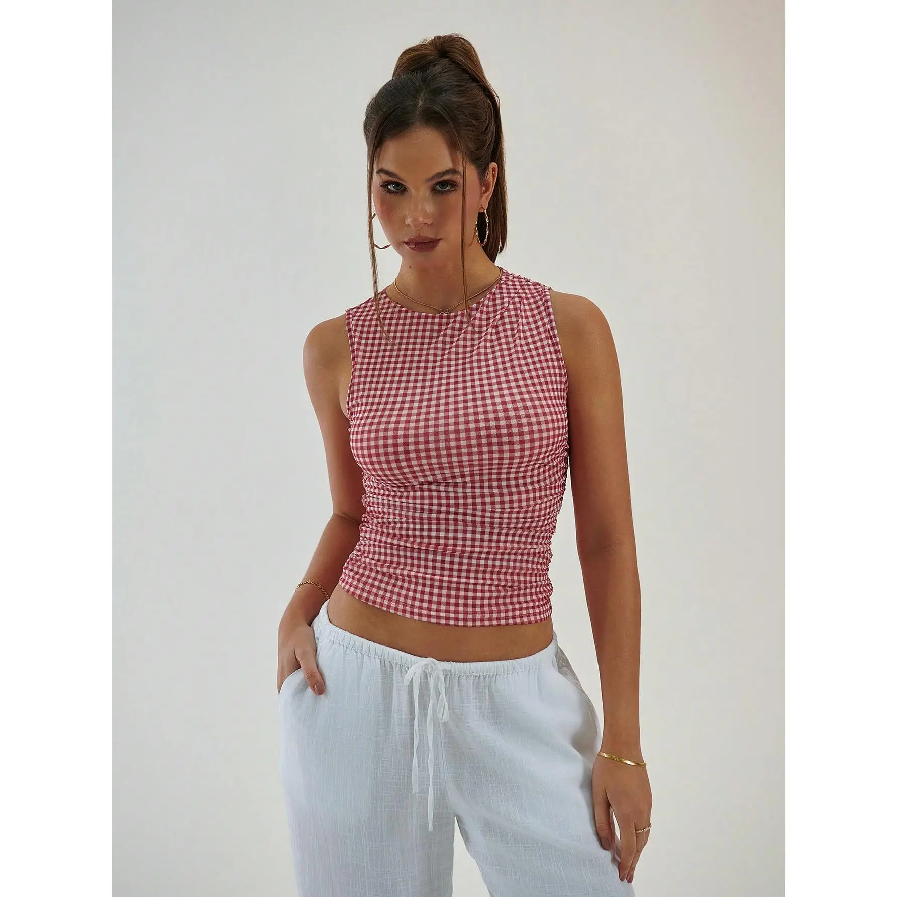 Aloruh New Vintage Plaid Printed Ruffle Decoration Elegant Round Neck Cropped Tank Top