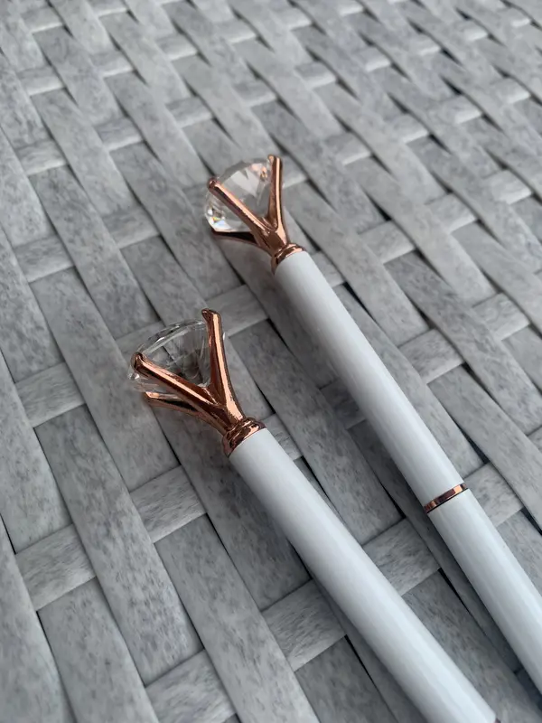 White and Rose Gold Diamond Pen 0