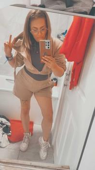 Product Review of Women's Oversize 2 Piece Co-ord Set Baggy Style Bomber Zipper Top & Bottom Tracksuit from M**🧿 3