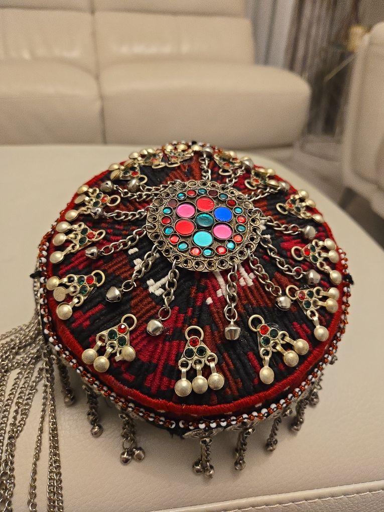 Product Introduction of afghan hat for women with jewellery handmade 1