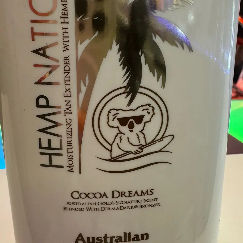 COCOA DREAMS AUSTRALIAN GOLD'S SIGNATURE SCENT BERNDED WITH DERMADARKO BRONZER Australian Gold. Maisturizer / Crème HydratanIe 18 F1. Oz. / 535 ml 2