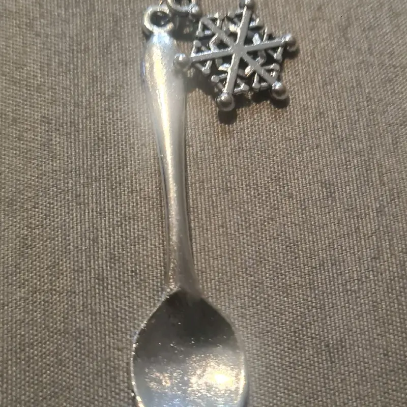 Silver Spoon Keyrings with Snowflake Charms 8