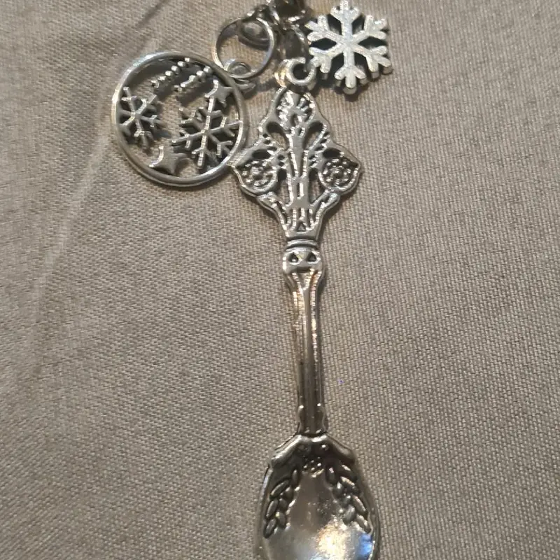 Silver Spoon Keyrings with Snowflake Charms 7