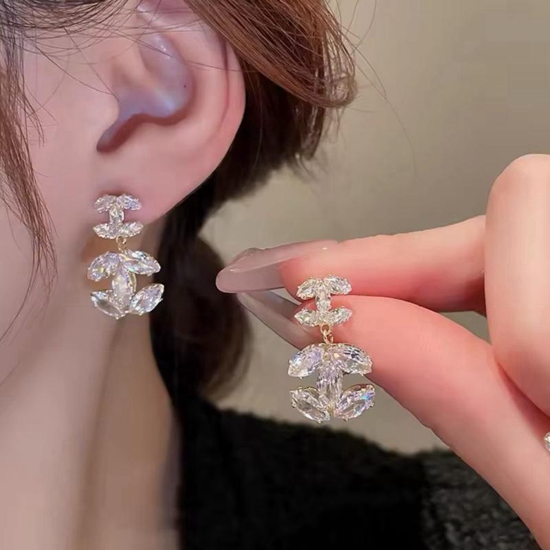 1Pair Fashion Advanced Sense Shiny Letter Earrings For Women Girls Minimalist Versatile Earrings Jewelry Accessories Gifts 0