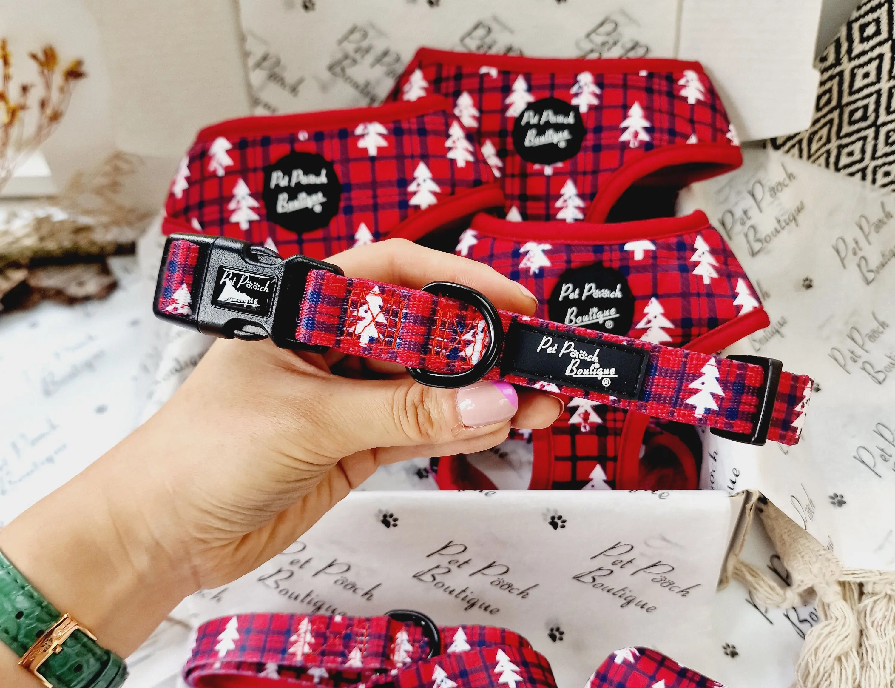 Winter Wonderland Christmas Dog Collar (red plaid)