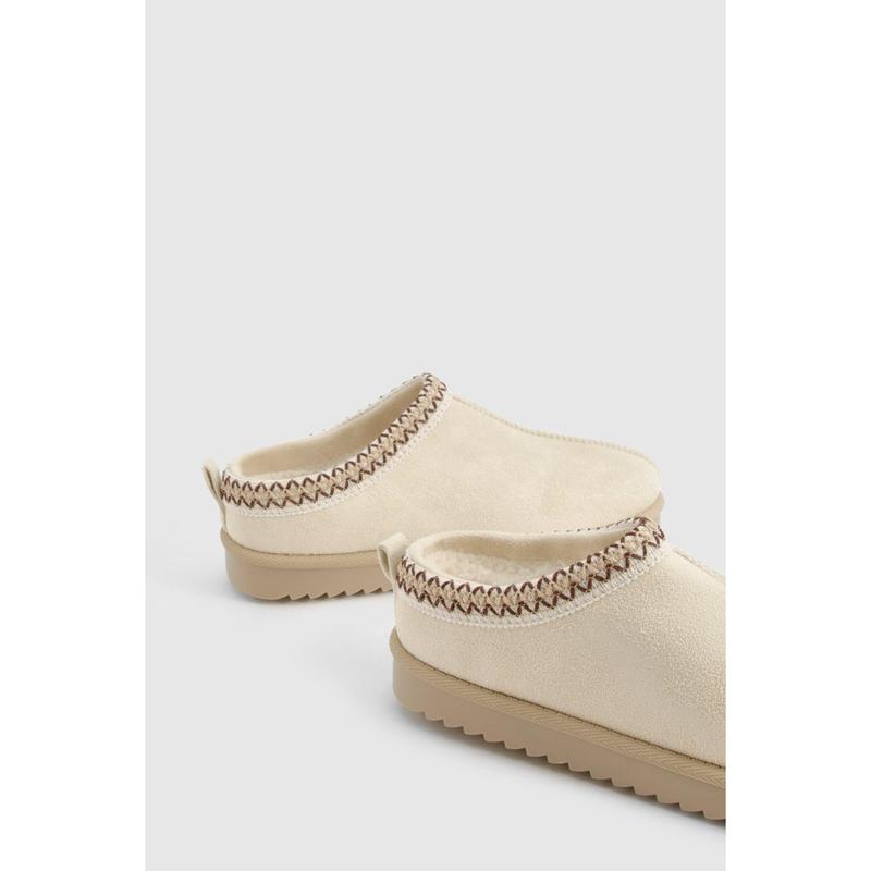 Embroidered Cosy Mules 4