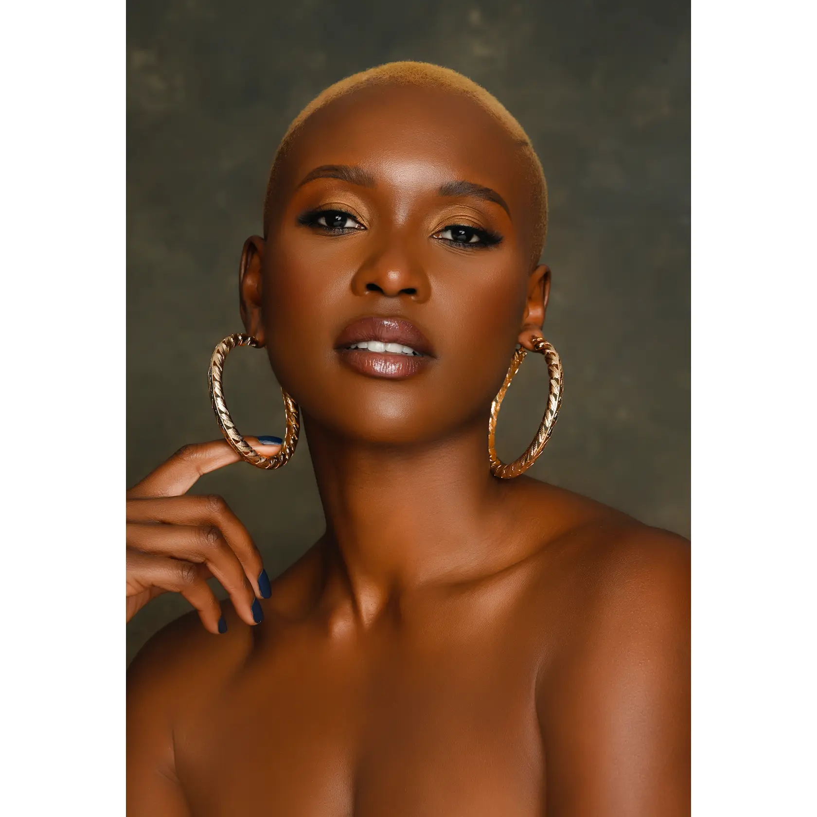 8CM Lightweight Chunky Thick Statement Hoop Earrings