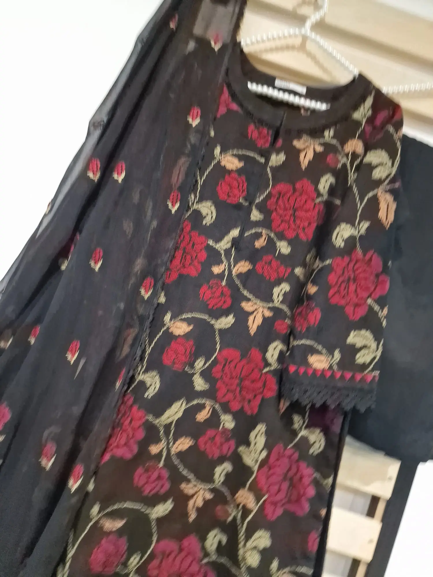 Uznau Warm Embroided Karandi Three Piece Suit UZ-KR-EMBBLK01