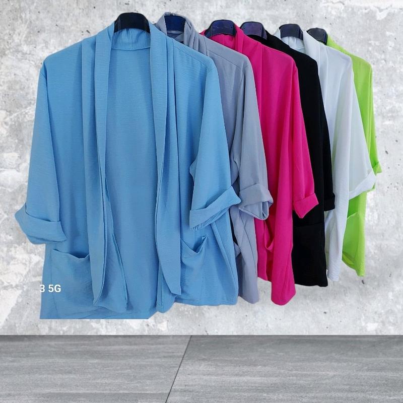 casual light weight blazer with pockets fits size 10-20 8