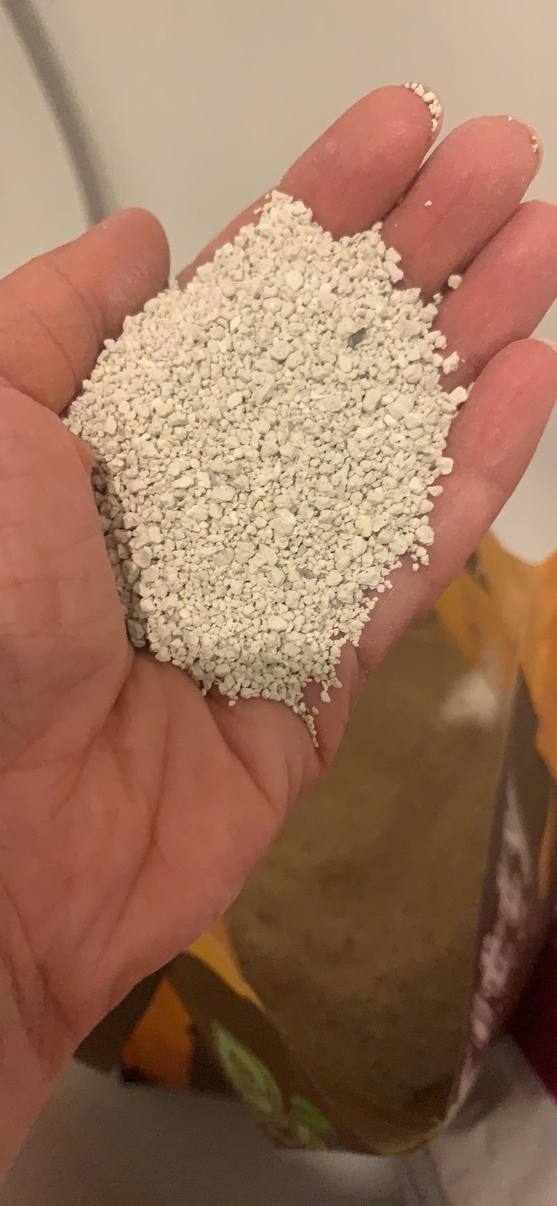 Product Introduction of BioKitty Clumping Cat Litter, 10L Highly Absorbent Natural Bentonite Minerals Cat Litter, Long Lasting Odour Control, Maximum Hygiene with Strong Cat Litter Clumping (Lavender, Pack of 1) 7
