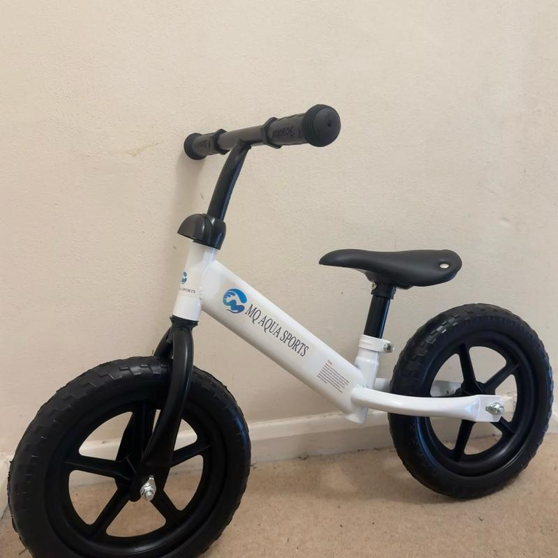MQ Kids Balance Bike only 2kg for 2-6 Year Olds, Max Weight 30kg 4