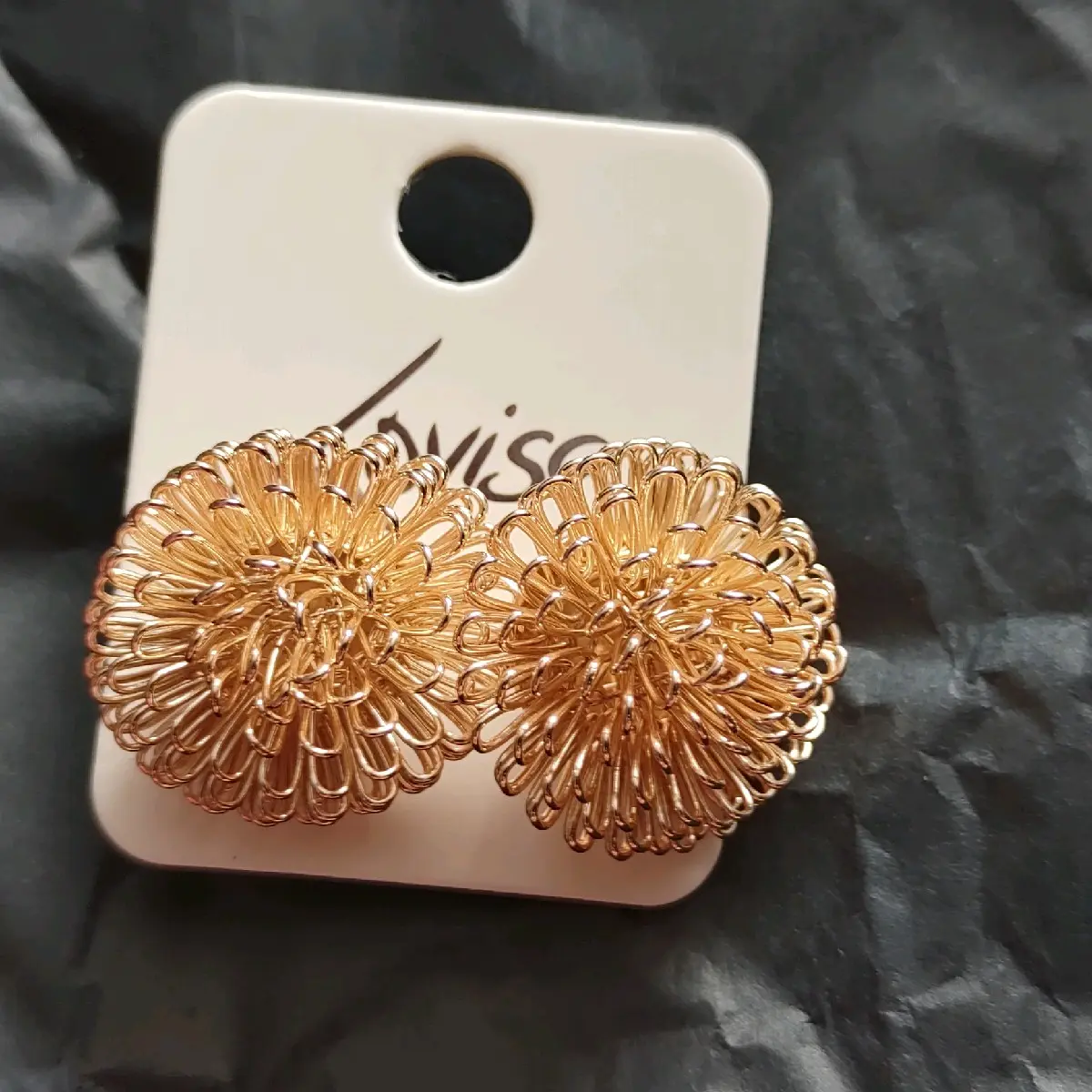 Lovisa gold wire loop stud earrings