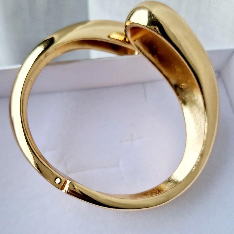 Gold Chunky Statement Cuff Bangle- On Trend Gold Statement Bangle For Women-Costume Jewellery 3