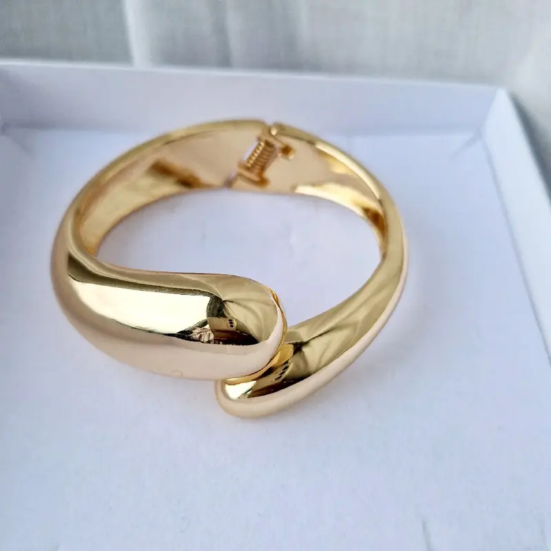 Gold Chunky Statement Cuff Bangle- On Trend Gold Statement Bangle For Women-Costume Jewellery 1