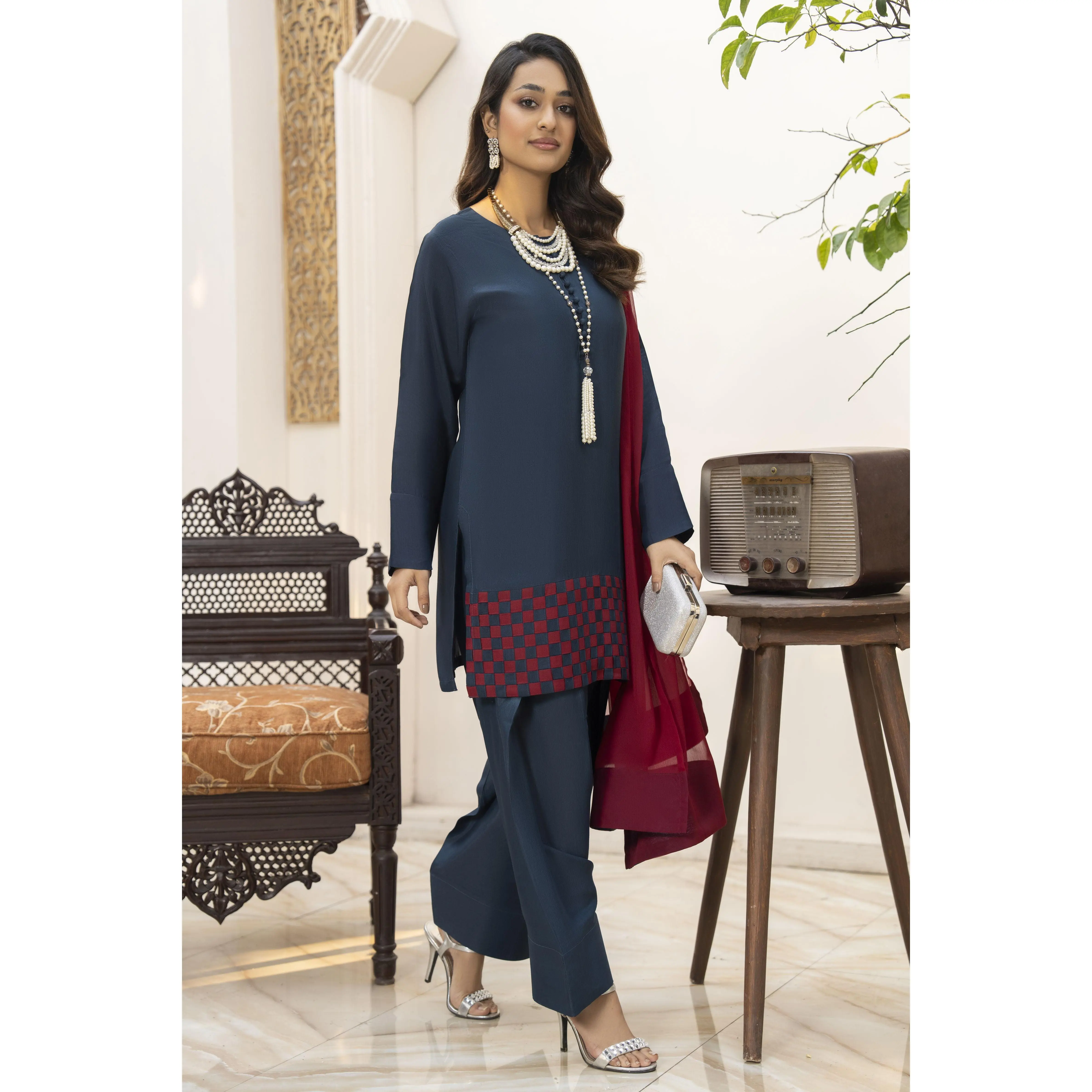Saanvi Ready to Wear 3 Pcs Raw Silk Dress