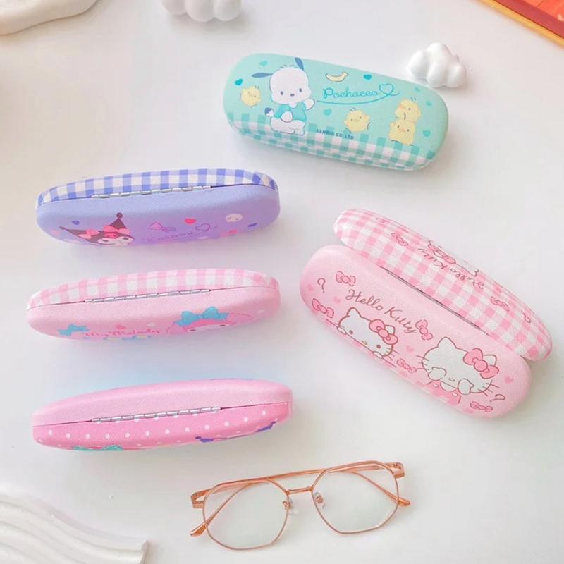Sanrio Hello Kitty Cinnamoroll Kuromi Glasses Case Myopia Sunglasses / Glasses Storage Box Anime Kawaii Cute Creative Travel Portable Girls 2