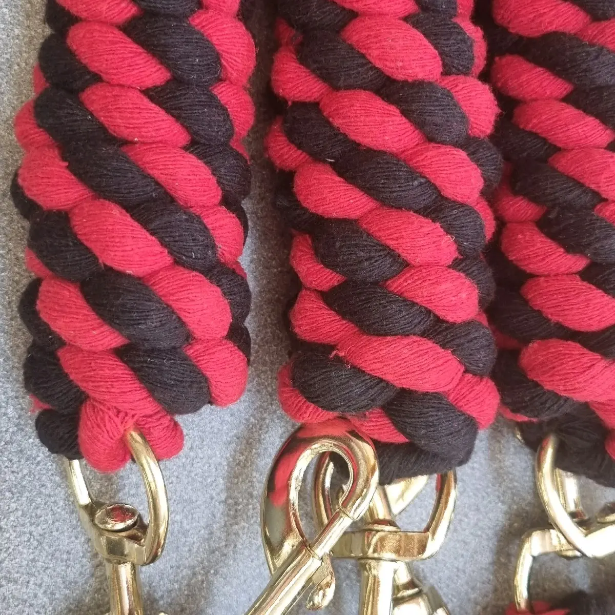 Black n Red Leadrope
