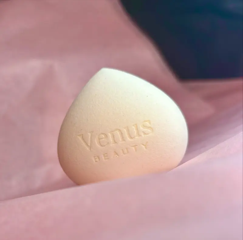 Venus Beauty  Fantasy Makeup Sponge Marshmallow 1