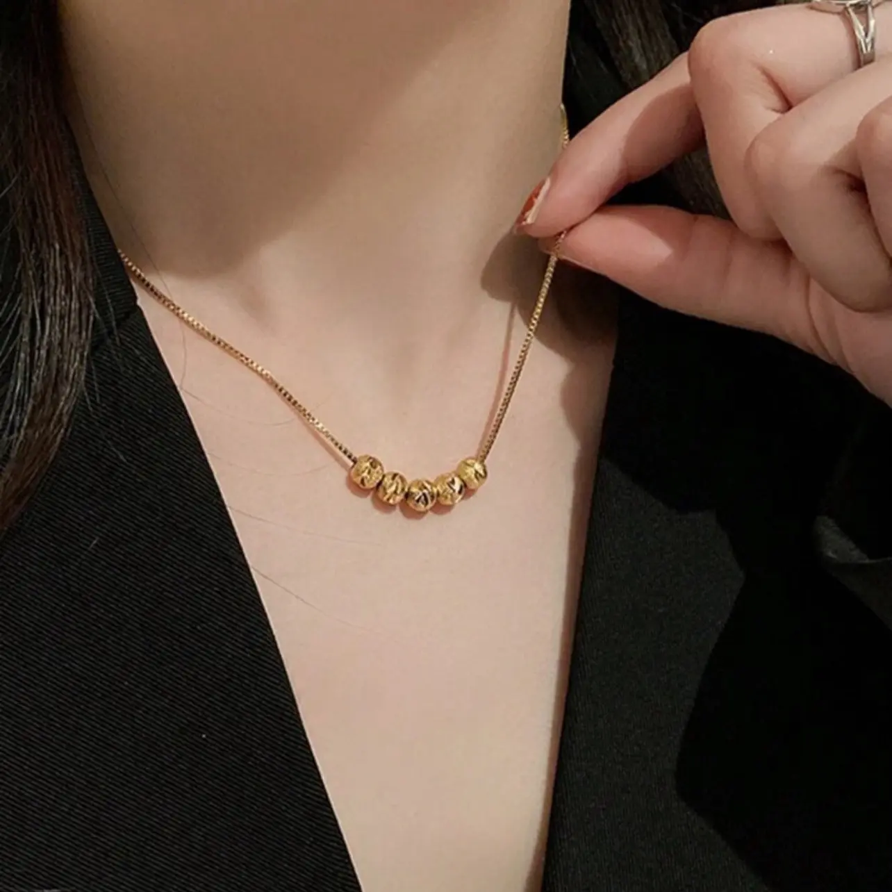 This Elegant And Sophisticated 18K Gold-Plated jewellery Stainless Steel Necklace Features Five Round Beads And Is Suitable For Women To Wear In Daily Life Or At Parties, Or As A Gift For Mother Day.Mala women s jewellery for women