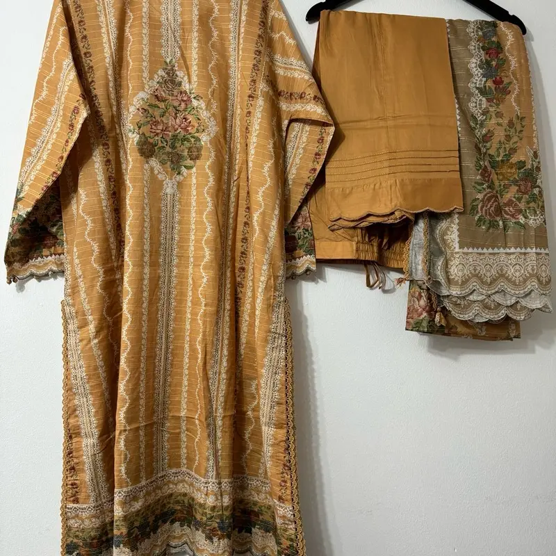 Khaadi Women's Heavy Embroidered Luxury Suit - Pakistani Designer Khaadi - Womenswear, Traditional Dress 4