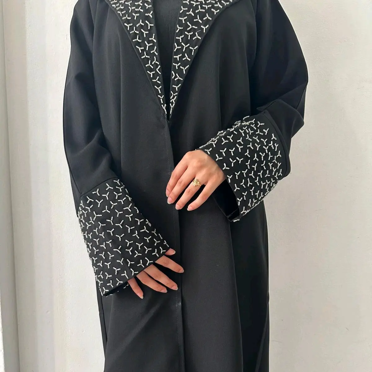 Leena abaya