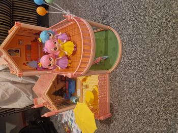Product Review of deAO Doll houses  DIY 3D My first Dolls house, Kids Blue Portable Dollhouse Large Three Story Castle Dolls House Playset With Furniture & Accessories included and with Outdoor Space Open Sided Princess Castle Playset For Kids from L**n P**e B**n 0