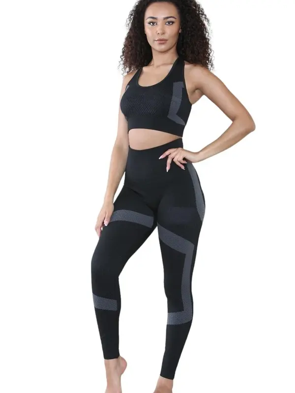 Women's Seamless 3-Piece Yoga Set - A Honey Comb Textured Material with Linear Detail And Cropped Zip Up Top. Gym Workout Fitness Tracksuit 8
