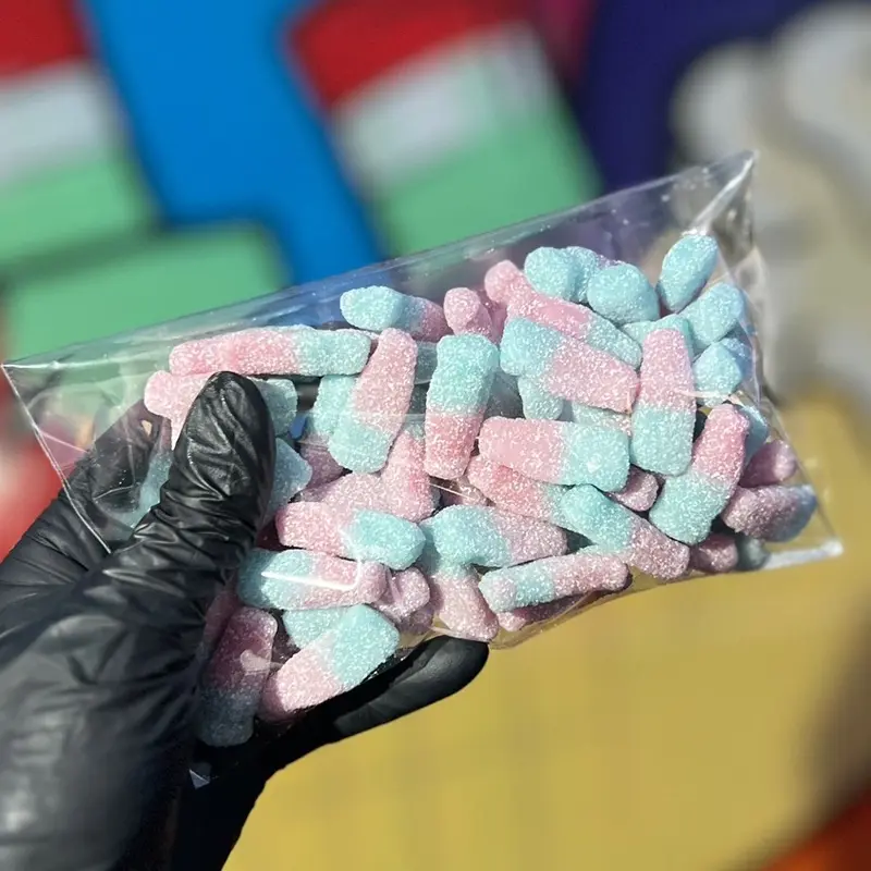 200g of bubblegum fizzy bottles, bubblegum bottles, bubblegum sweets, dairy free sweets, dairy free bubblegum bottles. 2