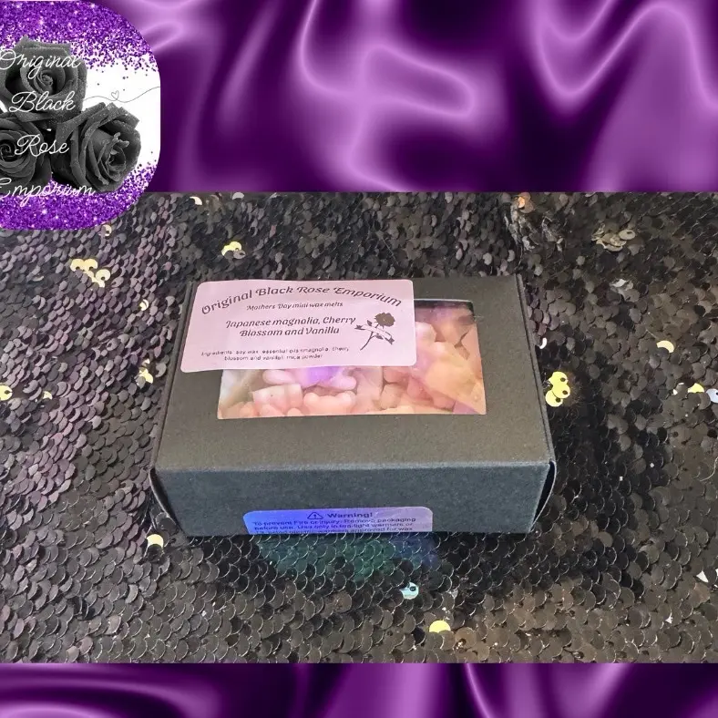 Box of 40 Mother’s Day Mini Wax Melts - Japanese Magnolia, Cherry Blossom and Vanilla Fragrance 3