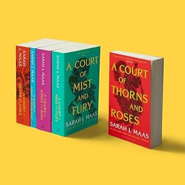A Court of Thorns and Roses Paperback Box Set (5 books): The first five books of the hottest fantasy series and TikTok sensation 0