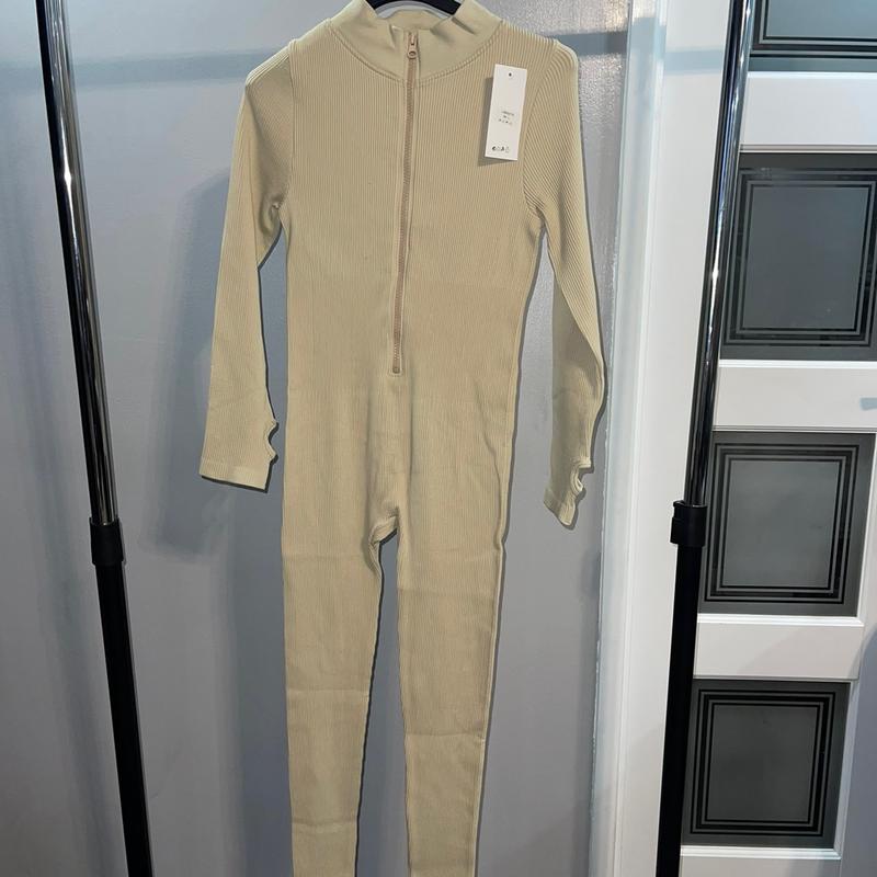 Zip Up Ribbed Jump Suit 4