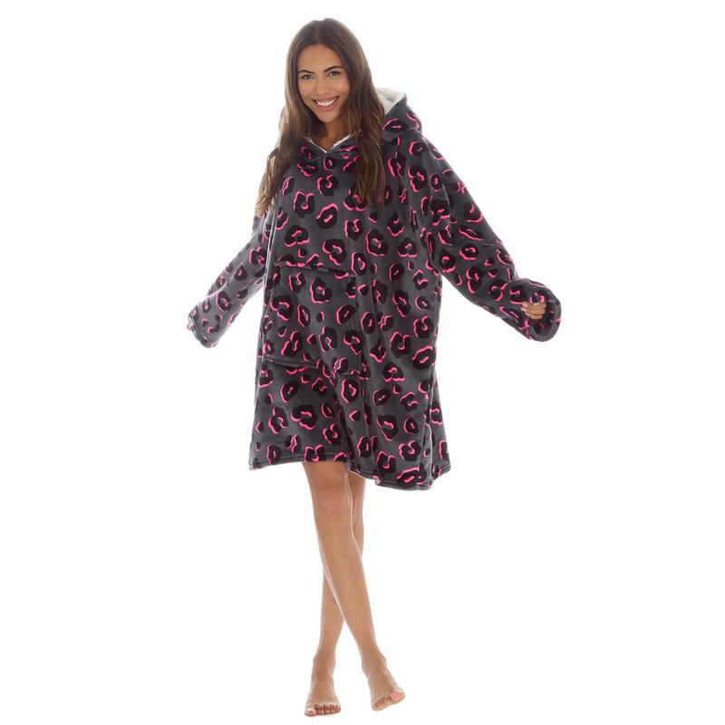 Style It Up Women's Oversized Fleece Hoodie Blanket with Kangaroo Pocket - Comfortable, Womenswear 2