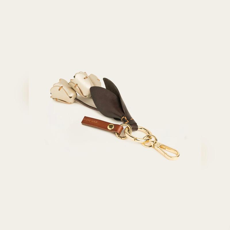 Hazel Keyring - Gold      4