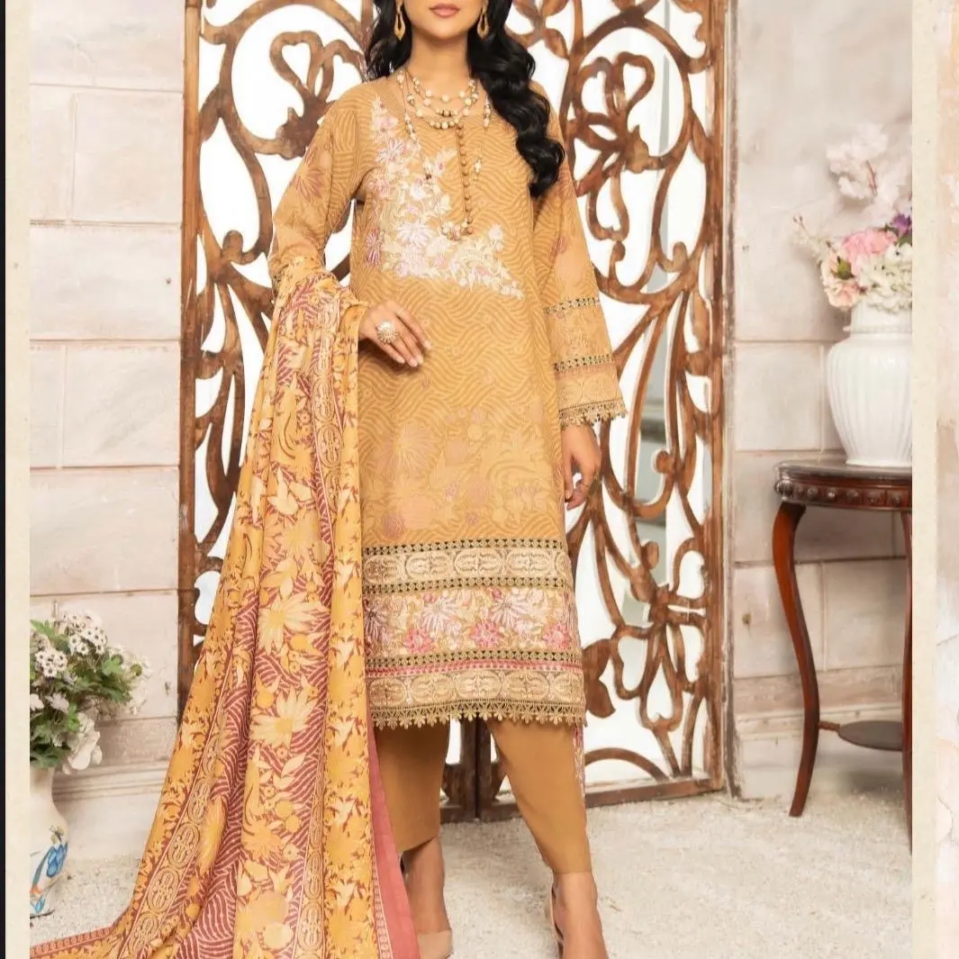 Munira Embroidered Danak Suit for Women - 3 Pieces