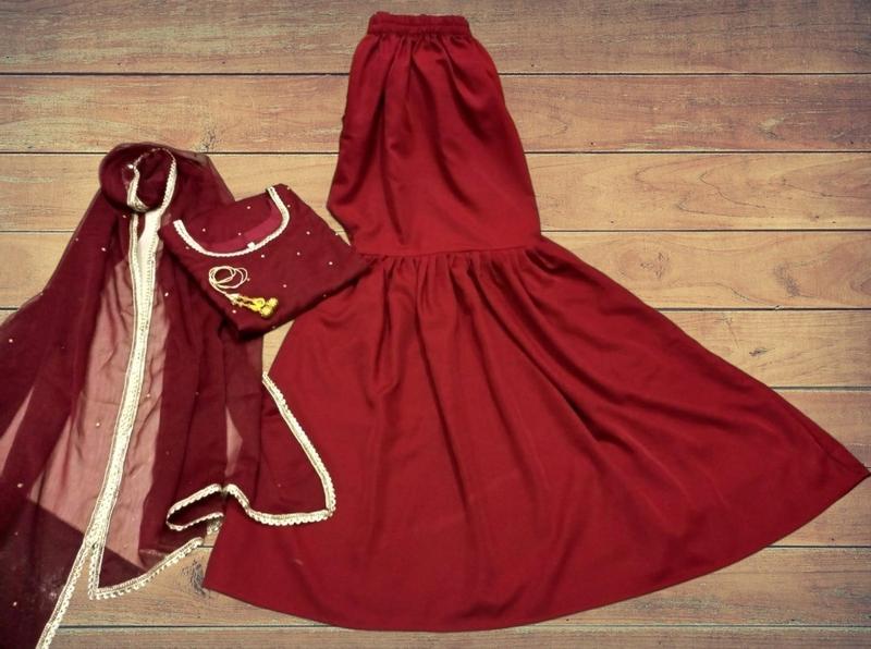 Product Introduction of Lightweight and Comfortable 3-Piece Chiffon Semi-Formal Suit with Tussle for Back Design - Fit 11