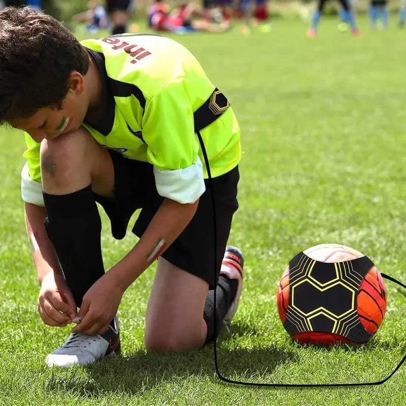 Football Kick Trainer- Football Training Equipment, Soccer Solo Skill Practice Training Aid, Training Aid Football Skills Improvement for Kids Adults 5