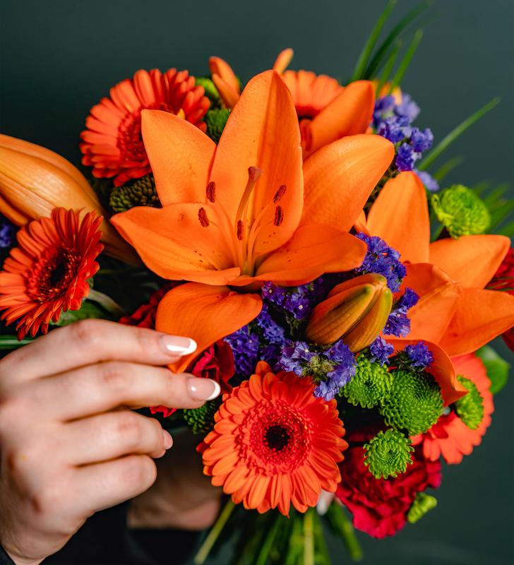 Joyful With Clear Vase - Bouquet of Fresh Flowers - Birthday Flowers - Next Day Free Shipping - Flowers for her - Flowers 2024 - Gifts for him - Flowers Gift - Fresh Cut Flowers - Gifts for Girlfriend - Prestige Flowers 3