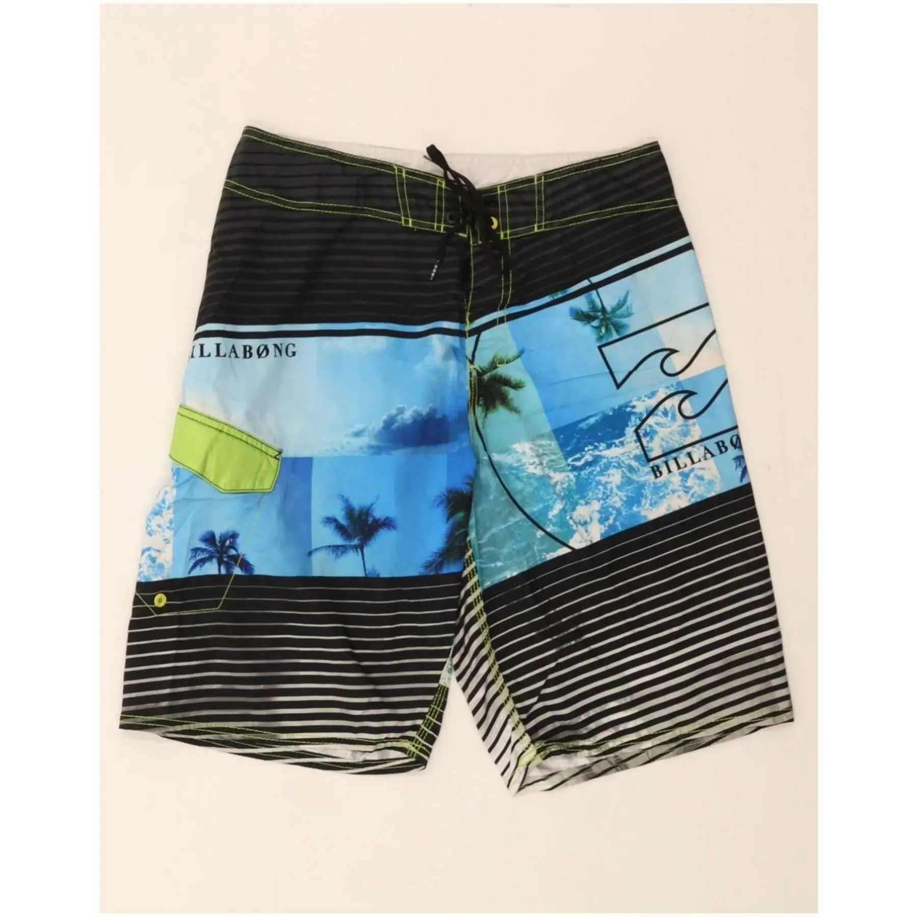 Pre-Owned Vintage BILLABONG Mens Graphic Swimming Shorts Medium Black Patchwork Polyester