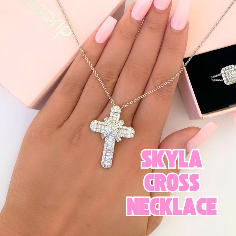 Silver Skyla Cross Necklace 1