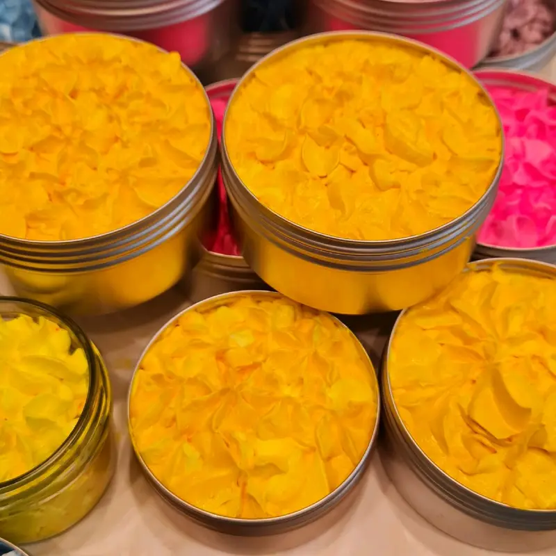 Bubbles with Scent Whipped Soap with Apricot Kernel Oil and Lady Millionaire's Fragrance - Gentle Moisturizing Body Wash for Cleansing Body Care Color 4