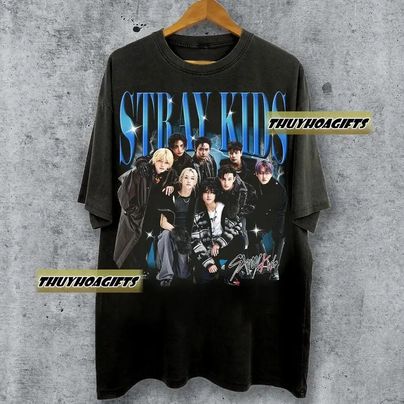 Limited Stray Kids Vintage 90s Bootleg T-Shirt, Stray Kids Tour 2025 Sweatshirt, Retro Music Tour Gifts For Man And Women Unisex T-Shirt