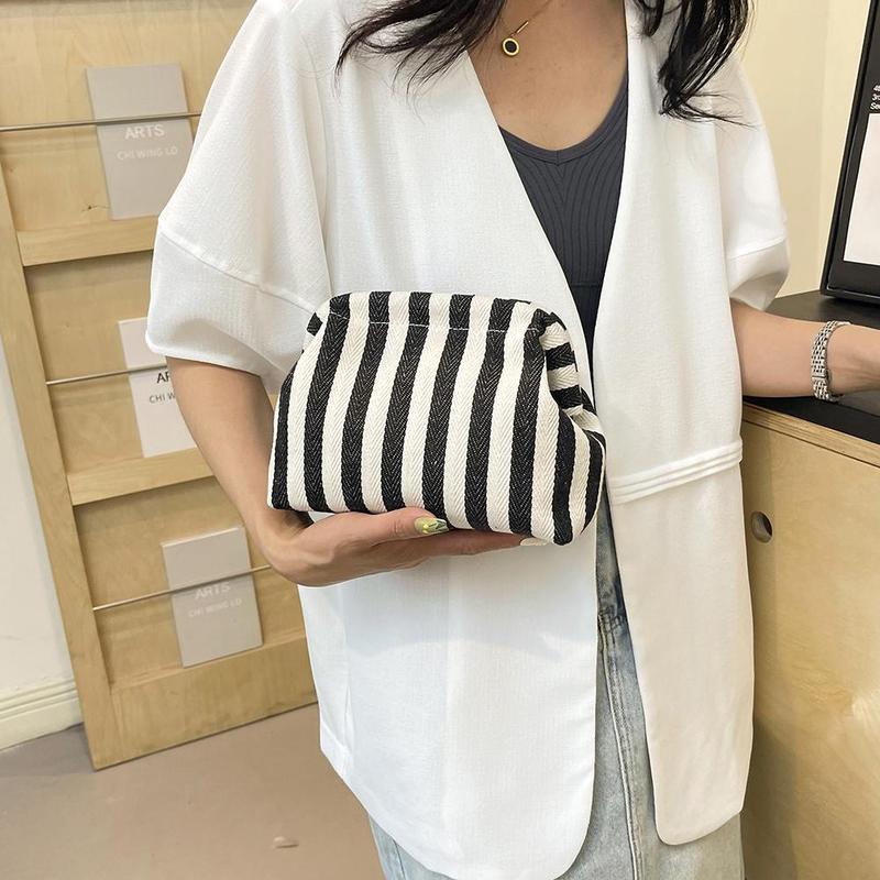 Crochet Canvas Clutch Purse for Women Summer Beach Clutch Bag Ruched Cloud Bag Colorblock Ladies Luxury Evening Handbag Purse 3