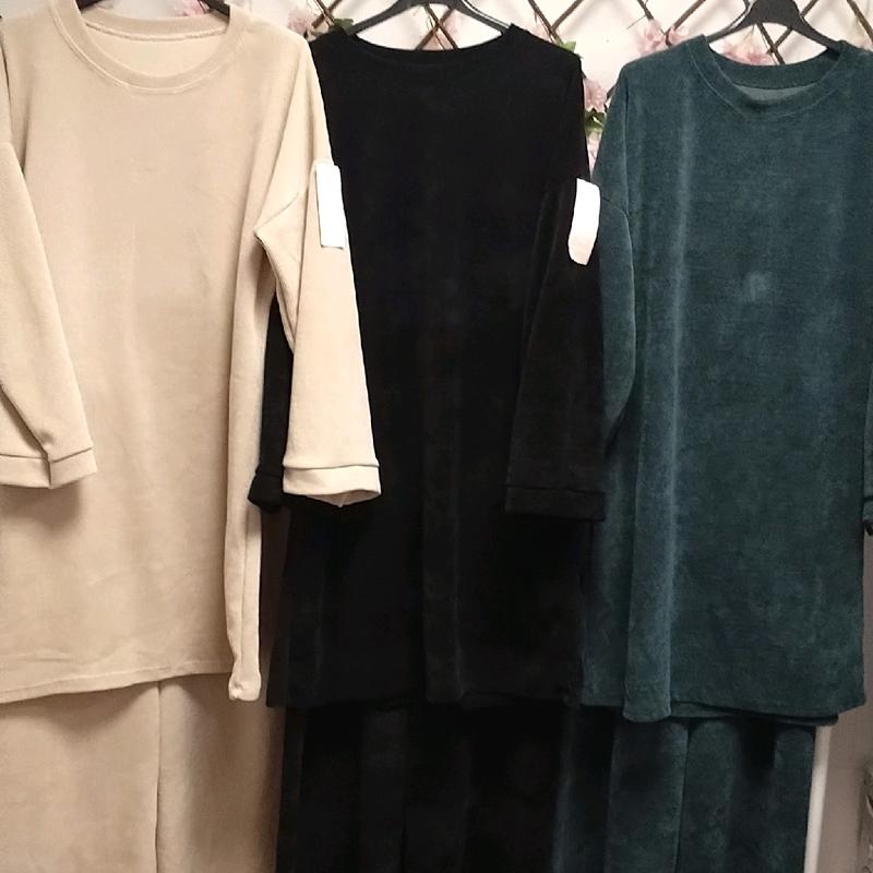 Velvet look  women round neck coord  set  for autumn/ winter collection size (8-14)(16-20) Top length is 39/40” trouser length is 39/40” seven colours are available 2