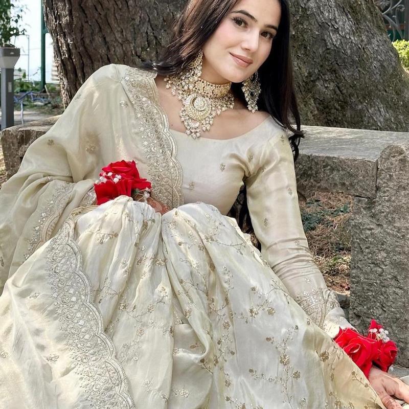 Pre order Off white sharara suit. Indian designer punjabi suit. Beautiful Wear Salwar Suit With Dupatta Readymade Stylish Sharara Set, Diwali Gift for Her 2