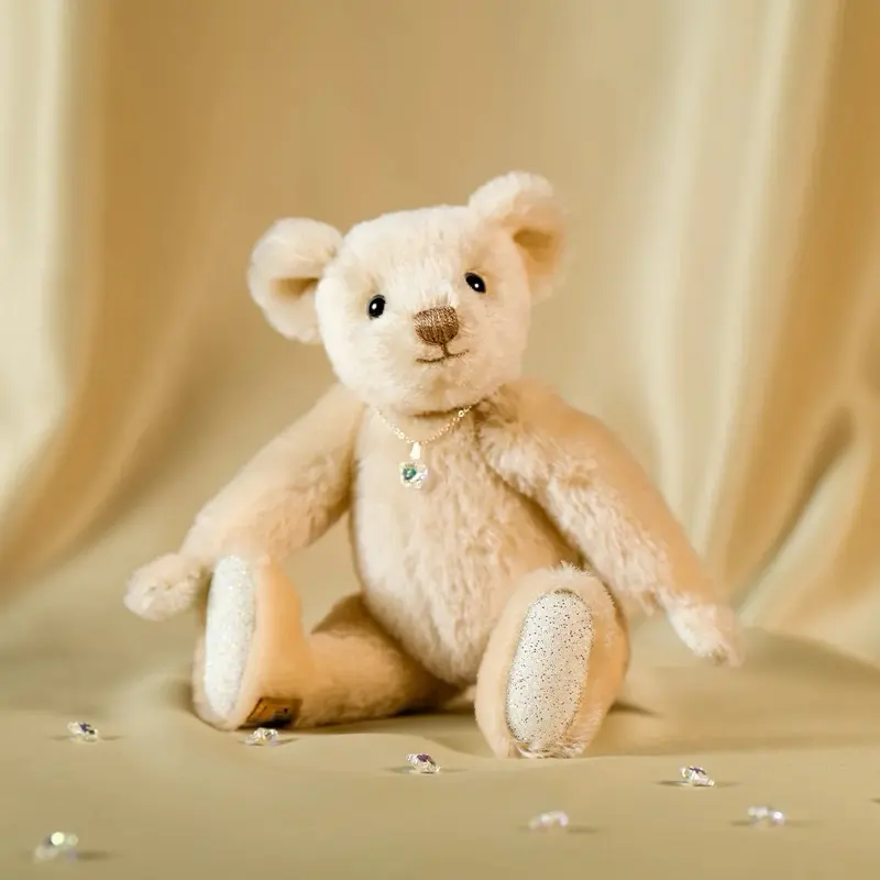 Merrythought collectors Teddy Bear ‘Cleo’ limited edition