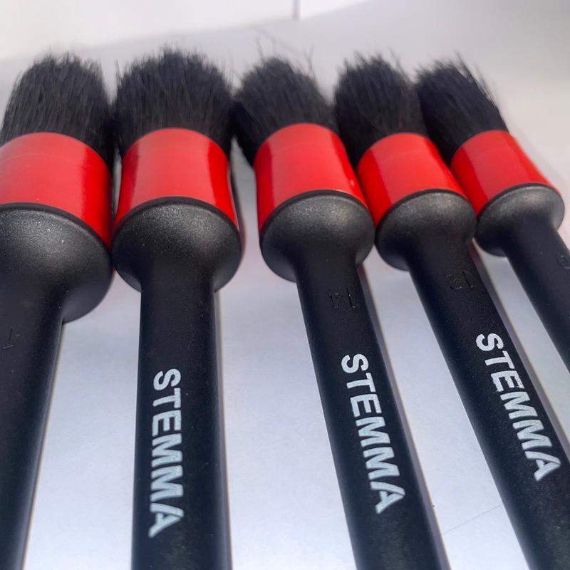 Stemma detailing brushes 1