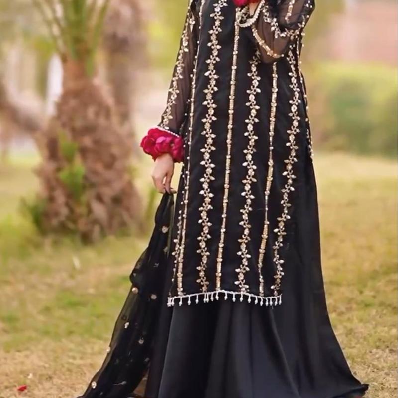 Kit Kat Chiffon Embroidered Black Kameez With Trouser - | PD-1114-6| Wedding Boat Neck Elegant Dress Dupatta 4