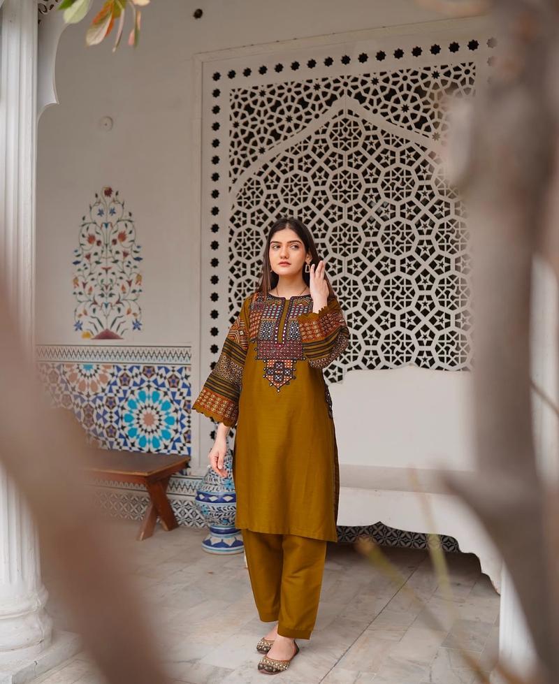 Product Introduction of 3-Piece Embroidered Khaddi Cotton Suit with Sindhi-Inspired Design. Comfort Matching 10