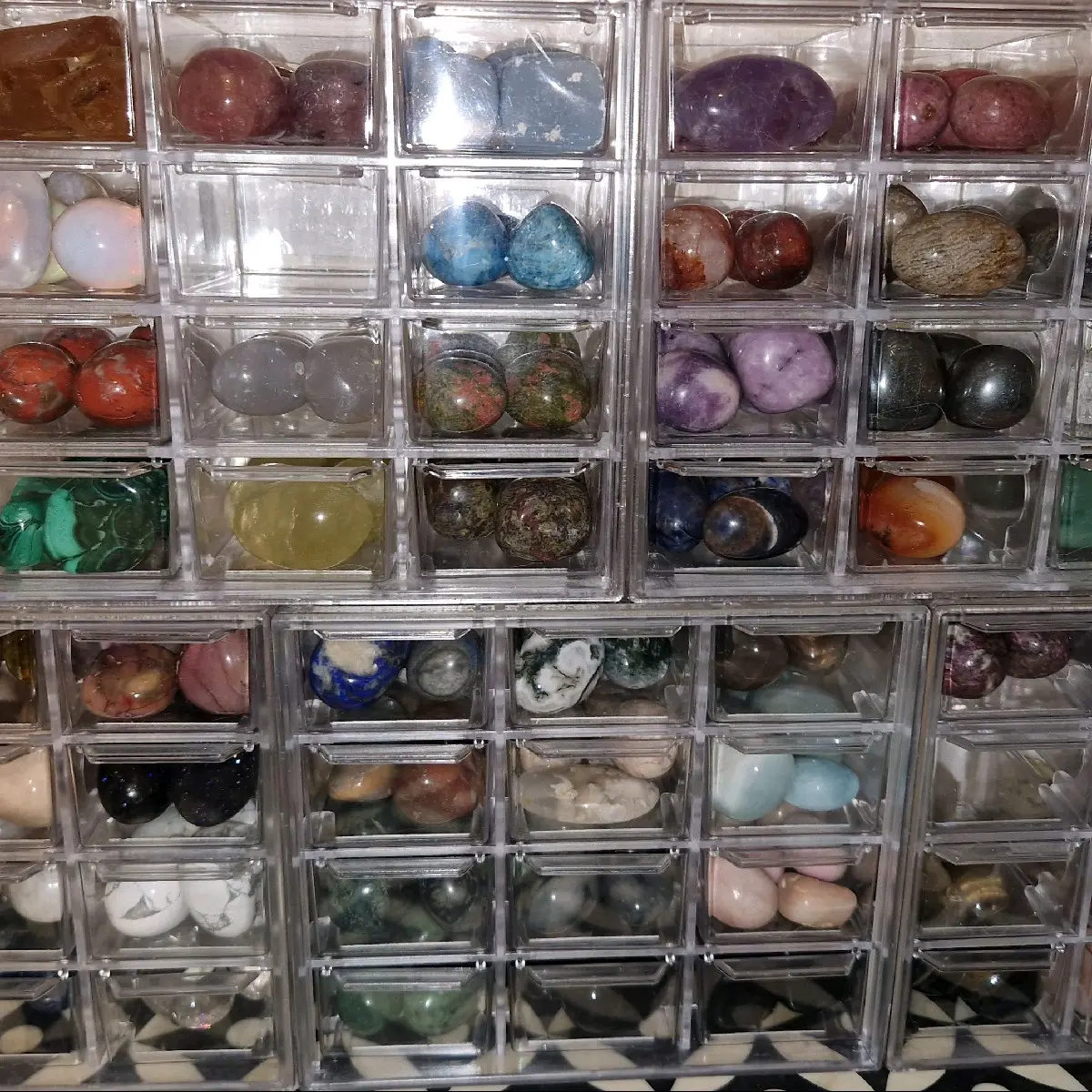 crystal tumblestones